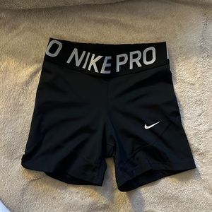 Nike Pro 5’ shorts